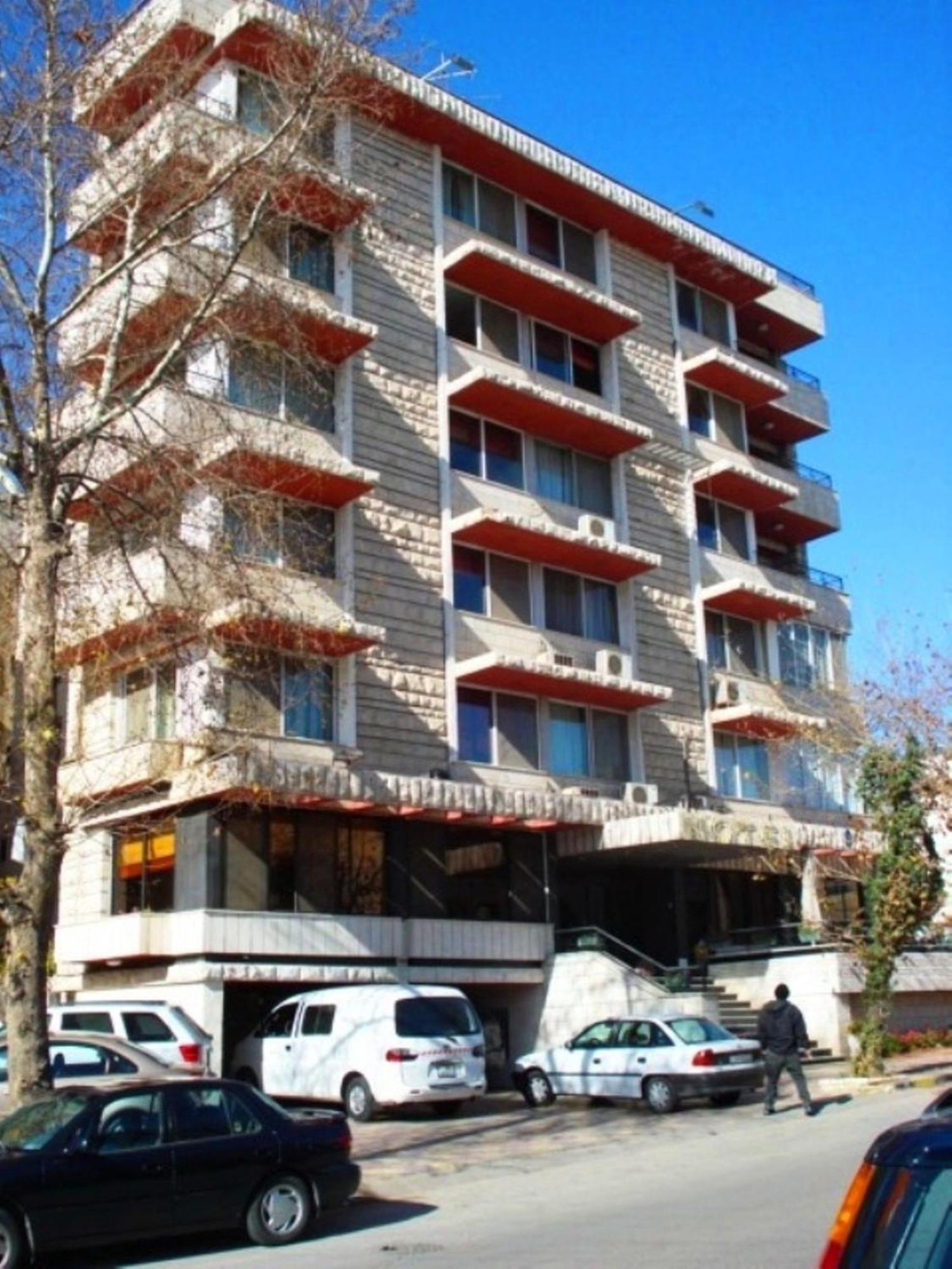 Gondola Hotel & Suites Amman Exterior photo